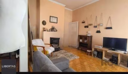 Amplo apartamento no beiro Floresta