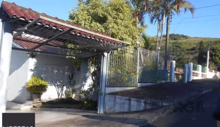 Casa 4 dormitórios no bairro Agronomia