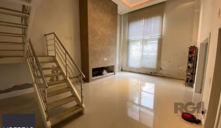 Casa 189m² - 3 suítes, piscina, 5 vagas no bairro Teresópolis