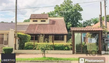 CASA | 02 DORMITÓRIOS | AMPLO TERRENO | VILA NOVA | ZONA SUL