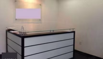 Prédio Comercial em Cidade Baixa