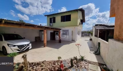 Casa estilo sobrado no Bairro Sarandi em Porto Alegre