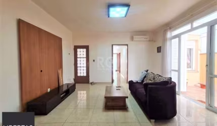 Apartamento de 3 dormitórios, Bairro Menino Deus