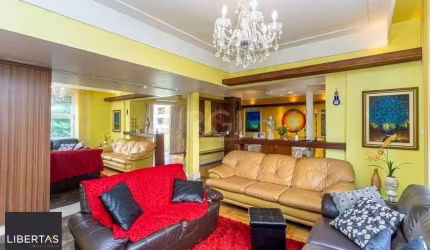 Apartamento 148m² - semi mobiliado, 2 dormitórios, 1 suíte e 1 vaga de garagem no bairro Bom Fim