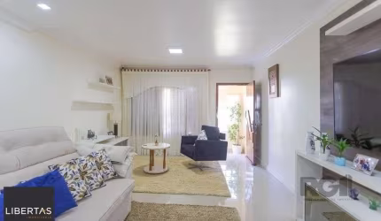 Casa de 229m², bairro Vila São José