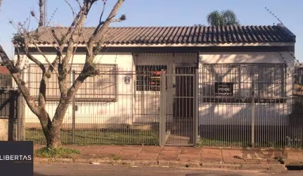 Casa de 80m² localizada no bairro Passo das Pedras.