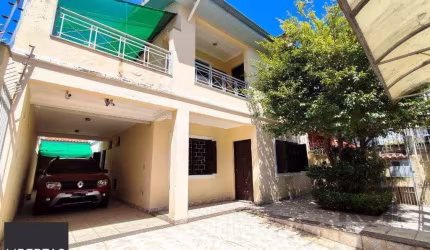 Excelente casa de 230m² com 4 dormitórios e 3 vagas.