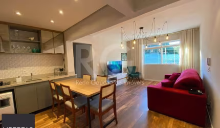 Apartamento 2 quartos com garagem no Menino Deus!