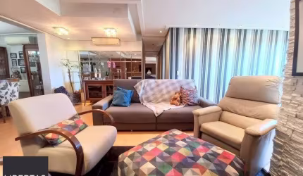 Apartamento para Venda - 180.94m², 4 dormitórios, sendo 3 suites, 2 vagas - Centro Histórico