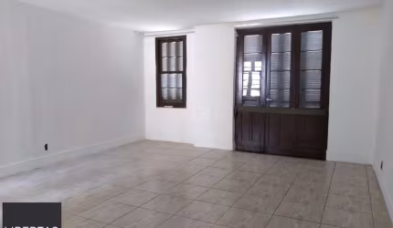 Casa para Venda - 124.36m², 3 dormitórios, sendo 2 suites, Santana