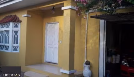 Casa para Venda - 176m², 2 dormitórios, 4 vagas - Santana