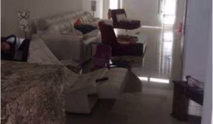 Casa para Venda - 100m², 4 dormitórios, sendo 1 suites, 3 vagas - Medianeira