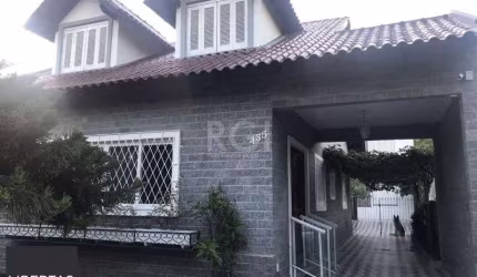 Casa para Venda - 242m², 3 dormitórios, sendo 1 suites, 3 vagas - Aberta dos Morros