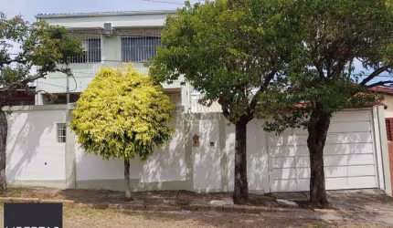 Casa para Venda - 259m², 4 dormitórios, sendo 1 suites, 4 vagas - Coronel Aparíc