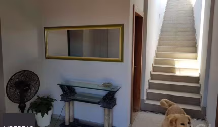 Casa para Venda - 200m², 4 dormitórios, sendo 1 suites, 4 vagas - Santa Tereza