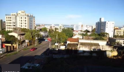Casa Comercial para Venda - 400m², 5 dormitórios, sendo 1 suites, 4 vagas - Camaquã