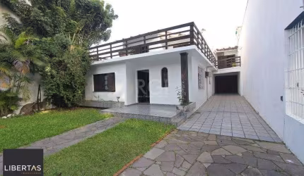Casa para Locação/Aluguel - 240m², 4 dormitórios, 6 vagas - Nonoai