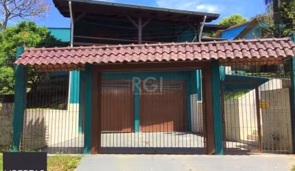 Casa para Venda - 200m², 3 dormitórios, sendo 1 suites, 2 vagas - Hípica