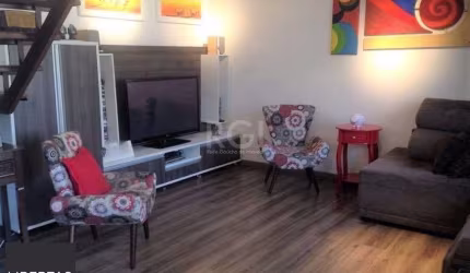 Casa para Venda - 130m², 3 dormitórios, sendo 2 suites, 6 vagas - Nonoai