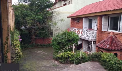 Casa para Venda - 256.87m², 3 dormitórios, sendo 1 suites, 2 vagas - Teresópolis