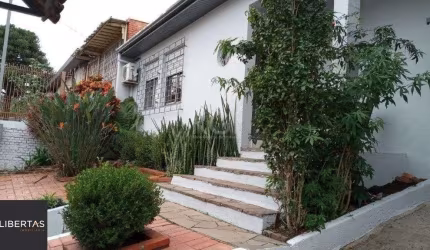 Casa para Venda - 174m², 3 dormitórios, sendo 1 suites, 3 vagas - Jardim Sabará