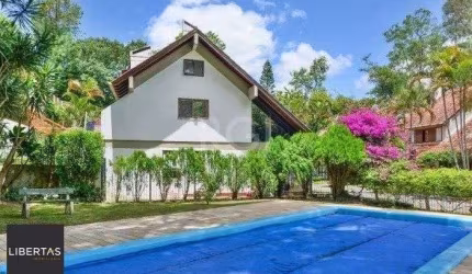 Casa Condominio para Venda - 220.93m², 5 dormitórios, sendo 2 suites, 2 vagas -