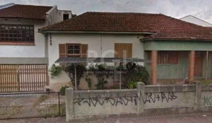 Casa para Venda - 120m², 2 dormitórios, 2 vagas - Glória