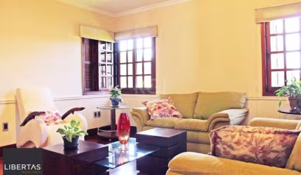 Casa para Venda - 300m², 4 dormitórios, sendo 1 suites, 4 vagas - Coronel Aparíc