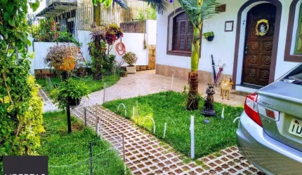 Casa para Venda - 240m², 3 dormitórios, 3 vagas - Teresópolis