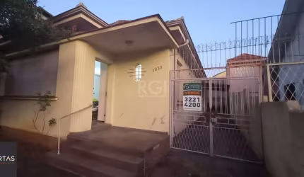 Casa 3 dormitórios à venda São João Porto Alegre/RS