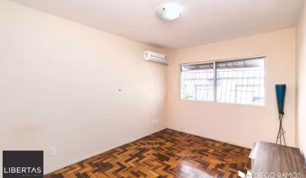Apartamento para Venda - 82m², 3 dormitórios, sendo 1 suite, 1 vaga - Menino Deus