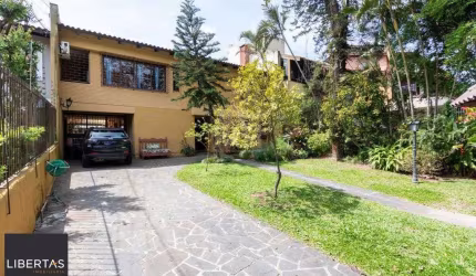 Casa para Venda - 435m², 4 dormitórios, sendo 4 suites, 4 vagas - Cristal