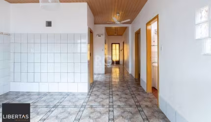 Casa para Venda - 50m², 2 dormitórios, 1 vaga - Cavalhada