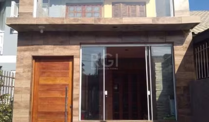 Casa para Venda - 72m², 2 dormitórios, 1 vaga - Hípica