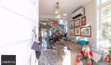 Casa para Venda com 4 dormitórios no bairro Hípica