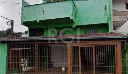 Casa para Venda - 360m², 3 dormitórios, 1 vaga - Medianeira