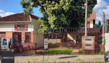 Casa para Venda - 700m², 2 dormitórios, Tristeza