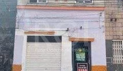 sobrado no coração da Cidade Baixa. 50 m Zaffari Lima e Silva.