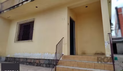 Casa para Venda - 247.37m², 4 dormitórios, 4 vagas - Partenon