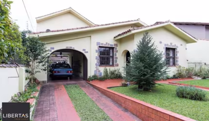 Casa para Venda - 228.93m², 4 dormitórios, sendo 3 suites, 3 vagas - Vila Assunção