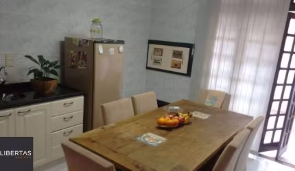Casa Condominio para Venda - 173m², 3 dormitórios, sendo 1 suites, 2 vagas - Tristeza