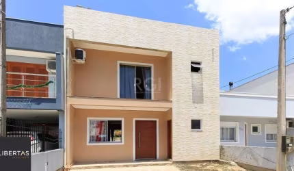 Casa no bairro Hípica - 3 dormitórios