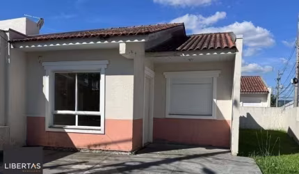 Casa 3 dormitórios no bairro Hípica