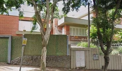 Casa para Venda - 1175m², 3 dormitórios, sendo 1 suites, 4 vagas - Rio Branco
