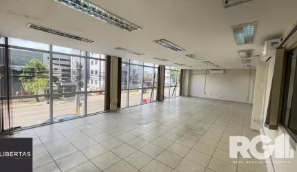 Prédio Comercial em Navegantes