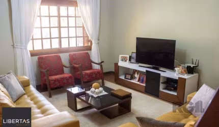 Casa 298m² - 4 dormitórios, 3 vagas na Zona Norte