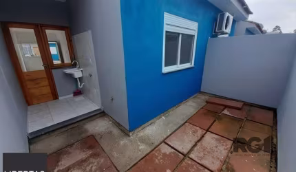 Casa para venda, 46m², 2 dormitórios, Ponta Grossa