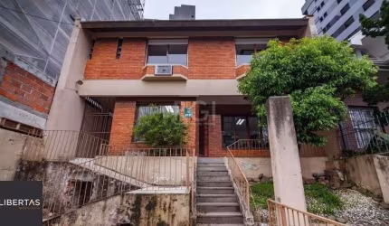 Casa Com 3 dormitórios Para Comprar ,  300 m² - Rio Branco - Porto Alegre/RS