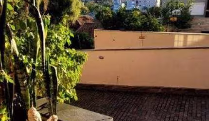 VENDA Casa  em condomínio  com 3 quartos,  suite,   no Bairro Chácara das Pedras,  Porto Alegre RS,  na  rua Monte Alverne.