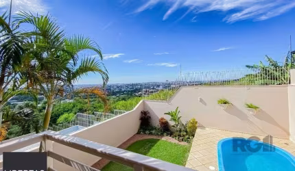 Casa alto padrão, 500m² privativos com linda vista da cidade no Morro Apamecor